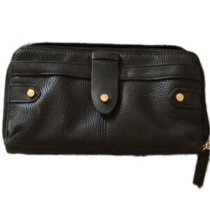 Elegant Black Clutch Wristlet